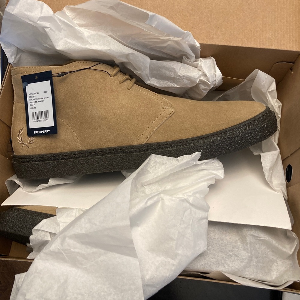 Fred Perry Hawley Suede Chukka 12 UK / 13 US Warm Stone